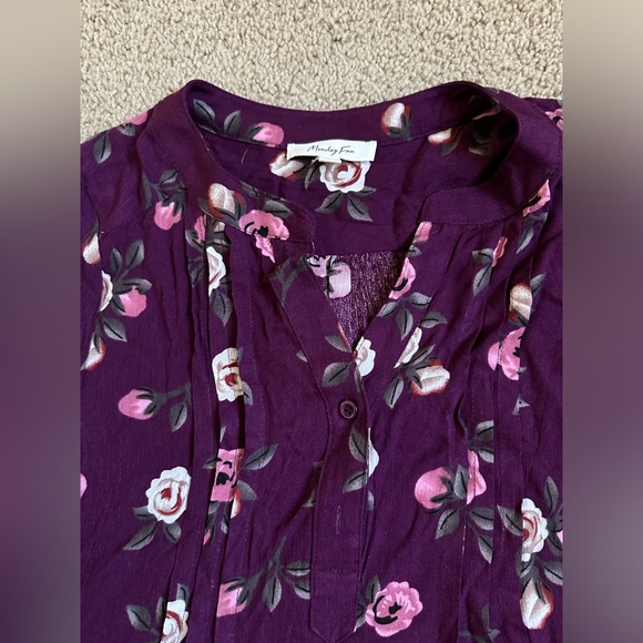 Monday Fun Pleated Floral Flowy 3/4 Sleeve Boho Blouse Top Purple Size XS - Picture 3 of 10